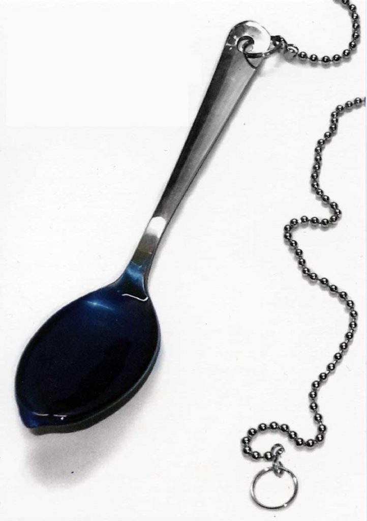 <span class="product-meta">Objekt</span> <br /><span class="product-artist">Kirsten Klöckner</span><span class="breadcrumb-separator">: </span> <br />Honigblau