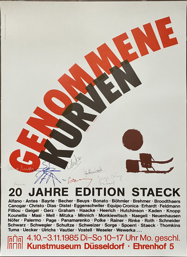 <span class="product-meta">Plakat, 1985</span> <br /><span class="product-artist">Verschiedene Künstler*innen</span><span class="breadcrumb-separator">: </span> <br />GENOMMENE KURVEN – D