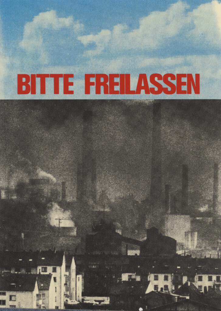 <span class="product-meta">Postkarte, Kunstpostkarte, 1981</span> <br /><span class="product-artist">Rolf Staeck</span><span class="breadcrumb-separator">: </span> <br />Bitte freilassen